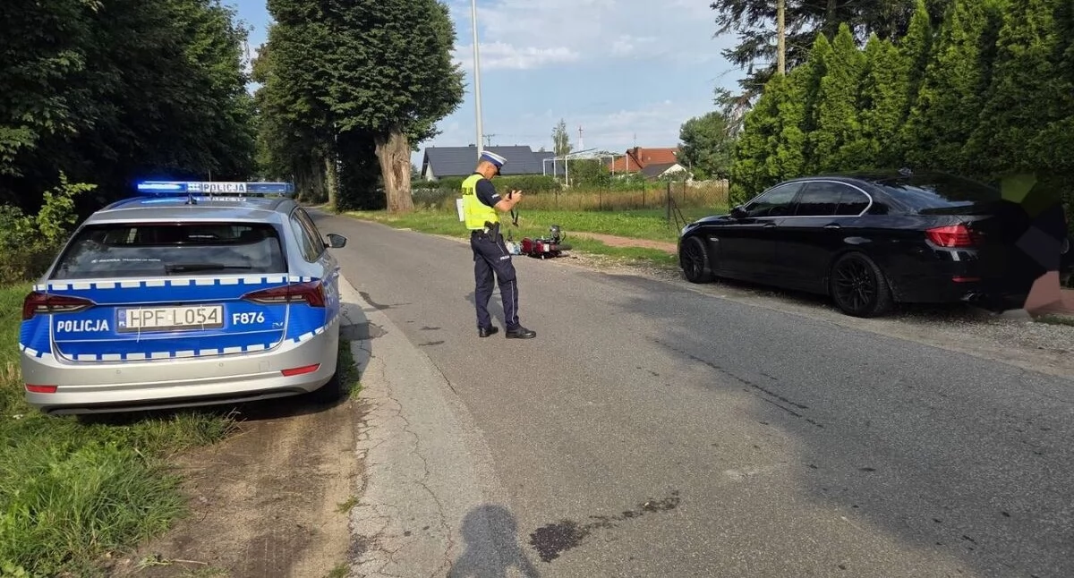 Na zdjęciu miejsce wypadku w Dobroniu / Fot. KPP Pabianice