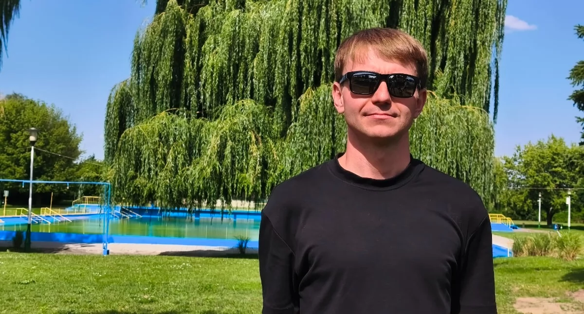Na zdjęciu Jakub Nowakowski, koordynator obiektów sportowych w WOSiR/fot.: Iwona Domagała