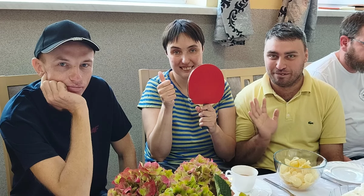 Zdjęcie z III Turnieju Tenisa Stołowego o Puchar Starosty Powiatu Pajęczańskiego w Bobrownikach/fot.: Iwona Domagała