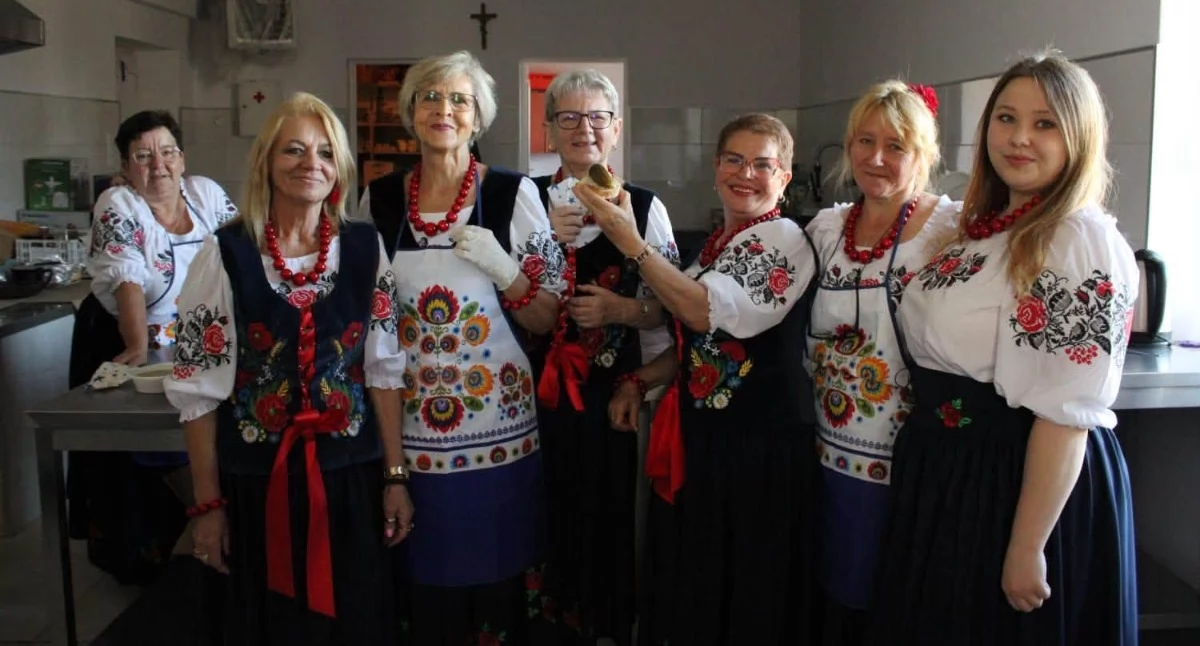 Na zdjęciu członkinie Koła Gospodyń Wiejskich w Nietuszynie/fot.: OSP Nietuszyna