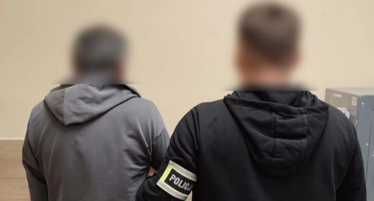 Zatrzymanie poszukiwanego trzema listami gończymi / fot.: KPP Wieruszów