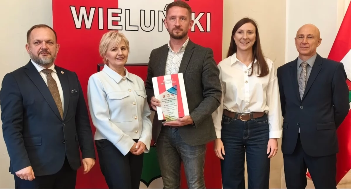 Na zdjęciu uroczyste podsumowanie współzawodnictwa sportowego szkół z terenu powiatu wieluńskiego 2026 / fot.: Joanna Major