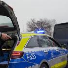 Zdjęcie z miejsca kolizji busa z samochodem osobowym w m. Kałuże (gm. Pątnóów, pow....