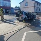 Zdjęcie z pożaru samochodu w Strobinie w gminie Konopnica / fot.: OSP Konopnica 