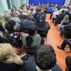 Zdjęcia ze spotkania burmistrza Pawła Okrasy z mieszkańcami w sprawie likwidacji Szkoły...