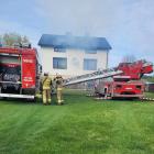 Zdjęcia z pożaru sadzy w kominie w miejscowości Jeziorna / fot.: JRG Wieruszów