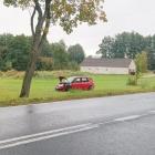 Zdjęcie z miejsca wypadku w Dworszowicach Kościelnych w gminie Nowa Brzeźnica....