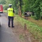 Na zdjęciu wypadek na DW 483 w m. Lubiec w gminie Szczerców (pow. bełchatowski) / fot.:...