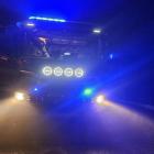 Na zdjęciu druhowie z OSP KSRG Sulmierzyce ratują uwięzionego psa / fot.: OSP KSRG...