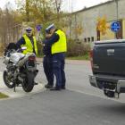 Na zdjęciu wypadek samochodu osobowego i motocykla w Pajęcznie / fot.: Joanna Major