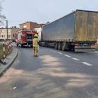 Zdjęcie z miejsca kolizji w Czarnożyłach i usuwania z drogi płynów eksploatacyjnych /...
