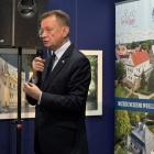 Polityk Prawa i Sprawiedliwości Mariusz Błaszczak rozmawiał z mieszkańcami Wielunia i...