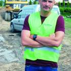 Bartłomiej Ciupa, kierownik budowy przekonuje, że mimo niedostępności niektórych...