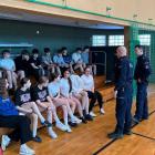 Zdjęcie ze spotkania policjantów z uczniami Szkoły Podstawowej w Osjakowie. / fot.: KPP...