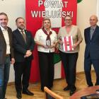 Na zdjęciu uroczyste podsumowanie współzawodnictwa sportowego szkół z terenu powiatu...