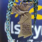 Na zdjęciu medal pamiątkowy ukończenia biegu Cross Wokół Małego Giewontu/źródło:...