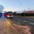 Zdjęcie z akcji strażaków i policjantów w Wierzchlesie, gdzie miało dojść do pożaru...