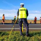 Zdjęcie z tragicznego wypadku na DK43, gdzie auto zderzyło się czołowo z ciężarówką....