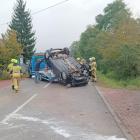 Zdjęcie z groźnie wyglądającej kolizji w Siemkowicach. Auto dachowało. Kierującej...