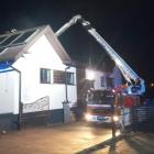 Zdjęcie z akcji straży pożarnej podczas pożaru sadzy w kominie w Sulmierzycach / fot.:...
