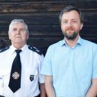 Prezes zarządu gminnego OSP w Pątnowie Jan Salomon (pomysłodawca zawodów) i wójt gminy...