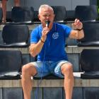 Na zdjęciu wielki mecz piłki nożnej Cementownia Warta vs Reprezentacja Artystów...
