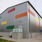 Zdjęcia z otwarcia hali sportowej oraz ślubowania uczniów w Szkole Podstawowej w...