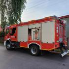 Zdjęcia z akcji ratującej młodego bociana, który wypadł z gniazda / fot.: Czytelnik