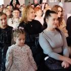 Na zdjęciu wernisaż wystawy Edyty Tasarz i koncert chóru Spirit Songs Band w MGDK w...