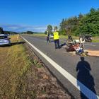 Na zdjęciu wypadek na S8 w m. Nowy Ochędzyn, gm. Sokolniki, pow. wieruszowski....