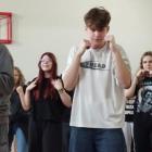 Zdjęcie z imprezy edukacyjno-integracyjnej w ZS nr 3 w Wieluniu „Bezpieczni razem....