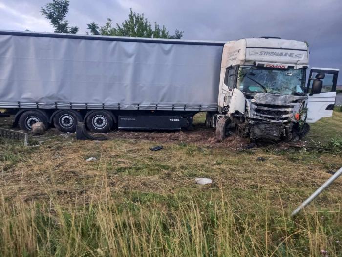 Wypadek Mierzynów śmiertelny. Zdjęcia z wypadku w Mierzynowie, w gminie Rusiec / fot.: Antoni Zych