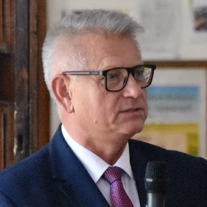 Zdjęcie: Wieluń wiadomości Kulisy Powiatu Portal gazeta Kulisy kulisy