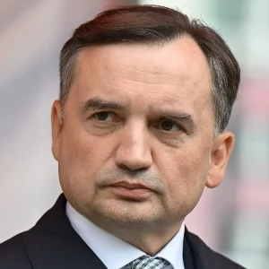 Zdjęcie: Wieluń wiadomości Kulisy Powiatu Portal gazeta Kulisy kulisy