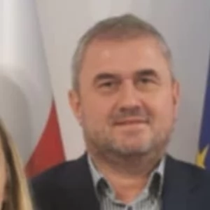 Zdjęcie: Wieluń wiadomości Kulisy Powiatu Portal gazeta Kulisy kulisy