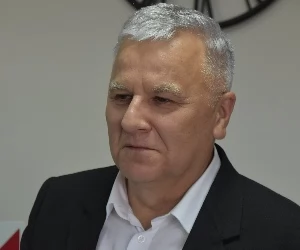 Zdjęcie: Wieluń wiadomości Kulisy Powiatu Portal gazeta Kulisy kulisy