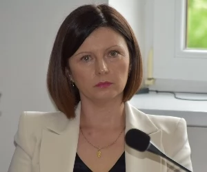 Zdjęcie: Wieluń wiadomości Kulisy Powiatu Portal gazeta Kulisy kulisy