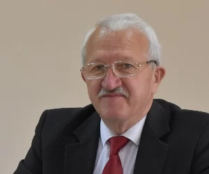 Zdjęcie: Wieluń wiadomości Kulisy Powiatu Portal gazeta Kulisy kulisy