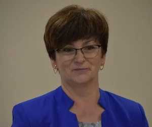 Zdjęcie: Wieluń wiadomości Kulisy Powiatu Portal gazeta Kulisy kulisy