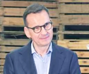 Zdjęcie: Wieluń wiadomości Kulisy Powiatu Portal gazeta Kulisy kulisy