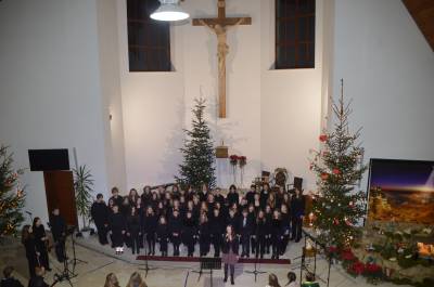 Zdjęcie: kościół religia Wieluń społeczeństwo kulisy