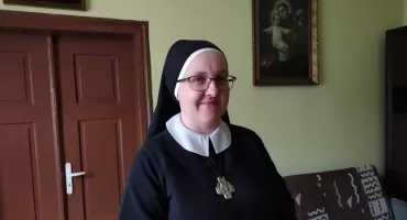 Dziecko w oknie życia w Wieluniu: Siostry antoninki jak straż pożarna