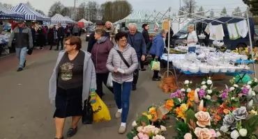 Na wieluńskim targowisku przed świętami szału nie ma
