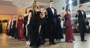 Studniówka 2026 Zespołu Szkół nr 2 w Wieluniu. Otwieramy drzwi do dorosłego życia