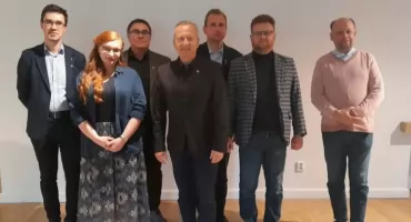 Dyrektor Muzeum Ziemi Wieluńskiej ponownie prezesem łódzkich muzealników