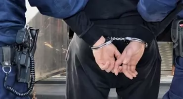 Pięciu poszukiwanych zatrzymanych przez policję. Dwóch trafiło za kraty