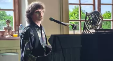 Jan Wróbel i Czesław Niemen w Pałacu Męcińskich