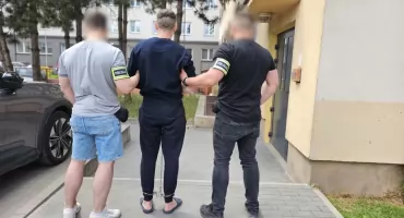 88-latka znaleziona z poderżniętym gardłem. Policja zatrzymała podejrzanego