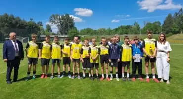 Sukces z ubiegłego roku powtórzony - chłopcy z Osjakowa najlepsi w powiecie