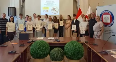 Powiatowy konkurs rozstrzygnięty - kto przygotował najlepszy plakat?